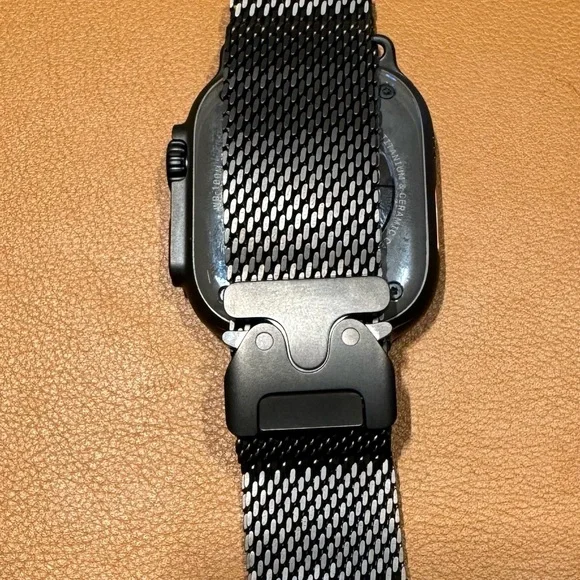 Apple iWatch 49mm BLACK Titanium Milanese Loop size "M",for Ultra 2, Sealed, New - Picture 6 of 9
